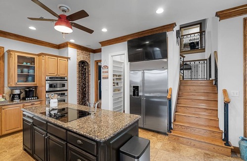 Sanger Villa | Luxury 5 Acre Private Estate on Lake Ray Roberts