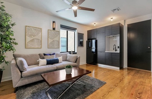 Faubourg Lafayette Villa | Luxury 5 bedroom Modern Villa with your own private Rooftop