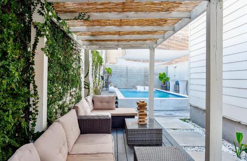 Faubourg Lafayette Villa | Luxury 5 bedroom Villa with Rooftop