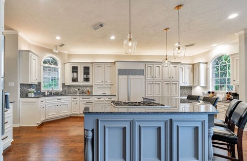 Atascocita House | Luxury 7BR Lakefront Oasis | Pool, Hot Tub & Views