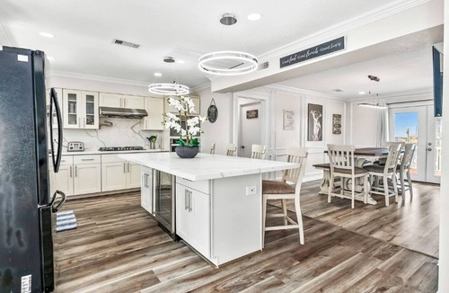 Surfside Beach House | Luxury Beach Estate Ocean view, Pool, 360° Deck&Beach Access 20%off last minute