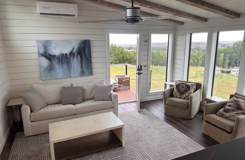 Paluxy Cabin | Luxury Cabin -Glen Rose located near Fossil Rim. On 90 peaceful acres. 360 views