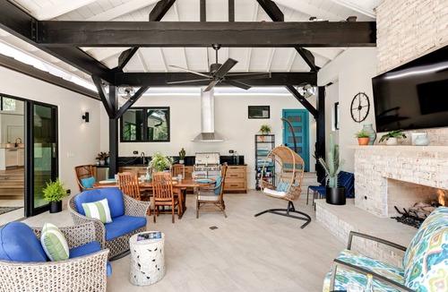 Tarrytown House | Luxury home, lush private yard & pool, walk to Lake Austin & quick Uber Downtown