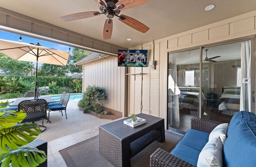 Lake Highlands House | Luxury Home Sleeps 20 with Heated Pool & Billiard