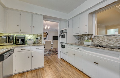Northwest Dallas House | Luxury Home w/Media & Upscale Upgrades