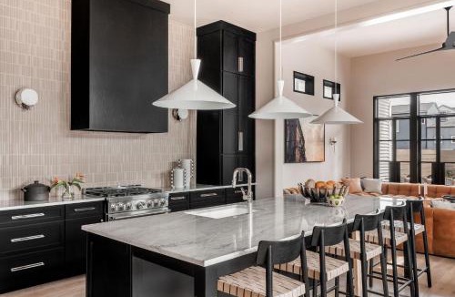 Faubourg Lafayette House | Luxury New Home Heated Pool and Spa