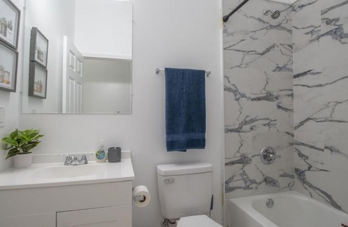Central City House | Luxury NOLA Oasis w 6 Bedrooms