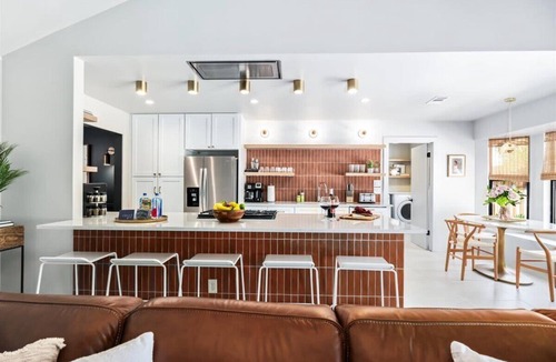 Manor House | Luxury Oasis: Pool, Hot Tub, Games + Guesthouse