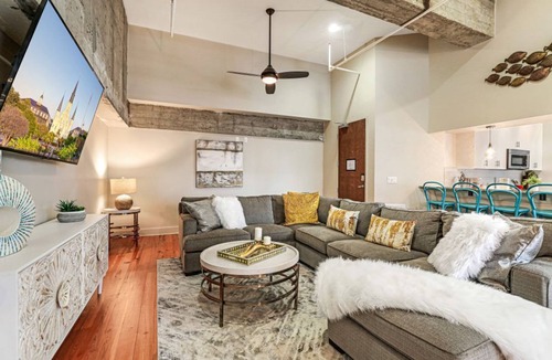 Central Business District Hotel | Luxury Penthouse in Downtown of NOLA