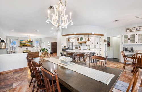 Leon Valley House | Luxury Pool, Hot Tub, Pickleball, Family Resort Getaway!