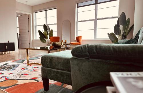 Deep Ellum Apartment | Luxury Stay of Best View in Dallas