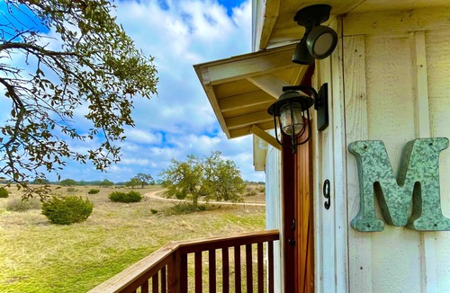Dripping Springs Cabin | MACK: a Gorgeous Treehouse Studio for 4, overlooking the Texas Hill Country