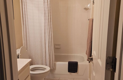 Pilot Point Bed & Breakfast | Madewell Manor- Welcome home to Horse country USA!