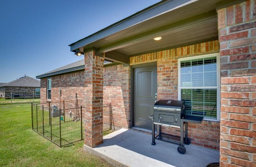 Madill House | Madill Vacation Rental w/Grill: Near Lake Texoma!