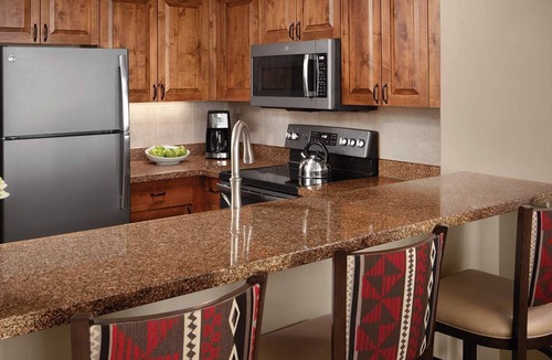 Vail Condo | Marriott's StreamSide - Evergreen | 2 BR Villa