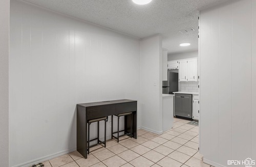 Wichita Falls House | Meadowcliff Retreat! Charming 3-bedroom house in Wichita Falls with AC, WiFi