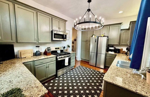Faubourg Lafayette House | Melpomene Manor Luxury
