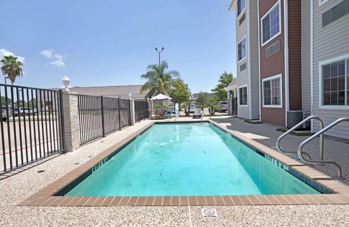 Nassau Bay Hotel | Microtel Inn & Suites by Wyndham Houston/Webster/Nasa/Clearlake