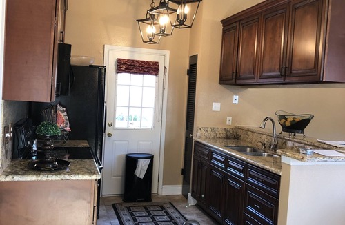 Behrman House | Minutes to French Quarter and Downtown 3 Bdrm $275 A Night.