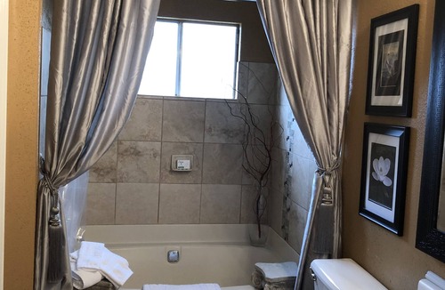 Behrman House | Minutes to French Quarter and Downtown 3 Bdrm $275 A Night.