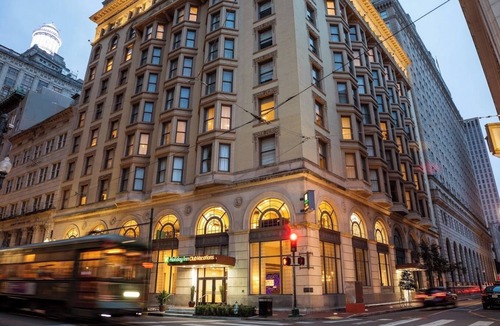 Central Business District Resort | Modern 1 Bedroom Signature @ New Orleans Resort by Holiday Inn Vacations