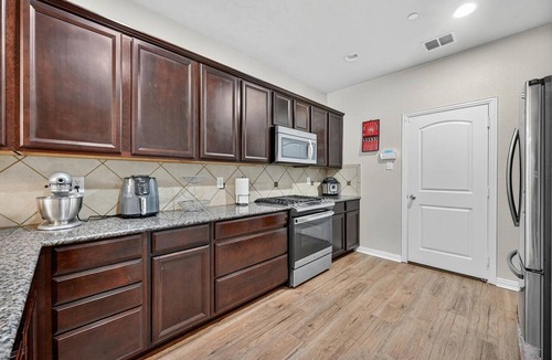 Lewisville House | Modern 3 Bedroom Retreat/Open Living, Two-Car Garage & Community Pool Access
