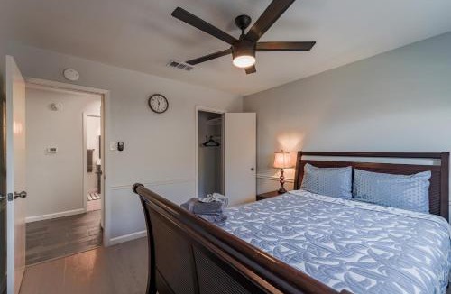 Flower Mound House | Modern 4 Bedroom home 20 mins to DFW Airport and 35 mins from Dallas Stadium - Great for World Cup Fans !