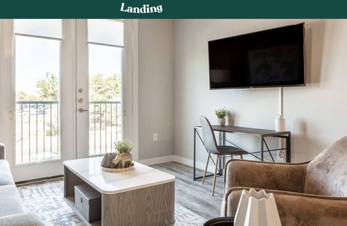 Los Indios Apartment | Modern Apartment in Prime Location (ID7345X71)