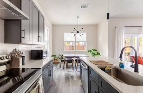 Denver Heights House | Modern comfort in the heart of the city