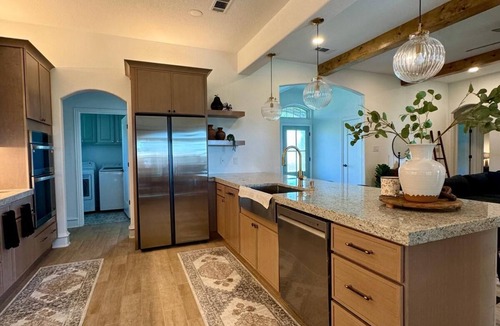 Haslet House | Modern Country Haven – Stylishly Renovated Home with Timeless Charm
