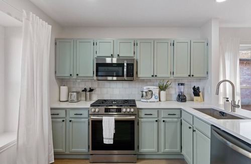 Round Rock House | Modern & Cozy 3BR Retreat W Table tennis Sleeps 6
