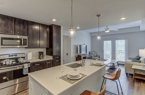 Marble Falls Apartment | Modern Escape: Brand New & Resort-Style Amenities like Pool and Golf Sim