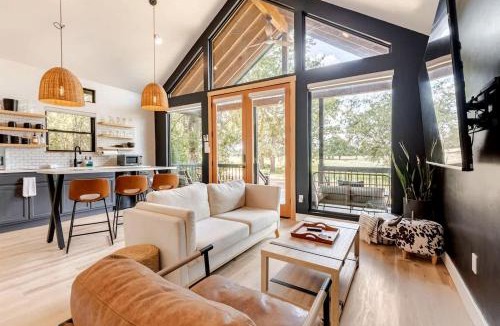 Cedar Creek House | Modern Farmstay Cabin with Friendly Animals, Pond Views & Nature Trails Near Cedar Creek, Texas