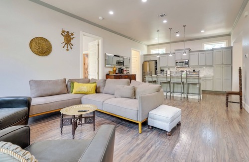 Near East Side House | Modern Home < 1 Mi to Dwtn San Antonio & Riverwalk