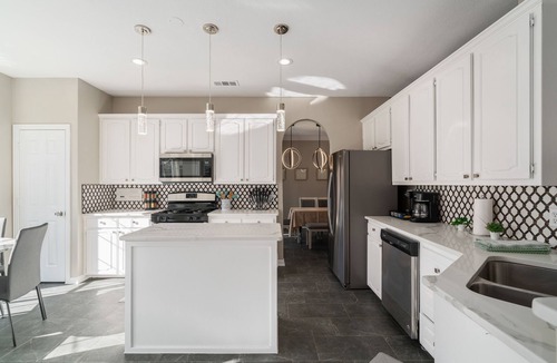 Flower Mound House | Modern Home w Heated Pool Game Rm sleeps12-15 near DFW & Gaylord hotel