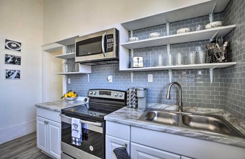 Central City House | Modern NOLA Condo: 2 Mi to Bourbon Street
