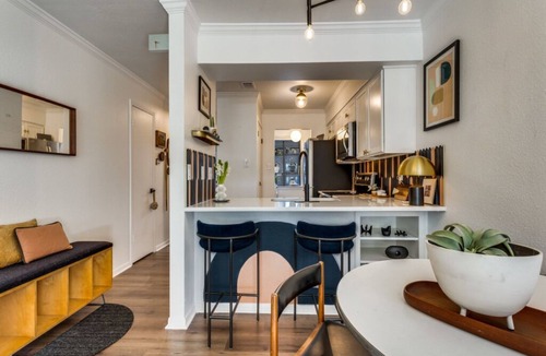 South River City Condo | Modern Remodeled Condo in heart of South Congress