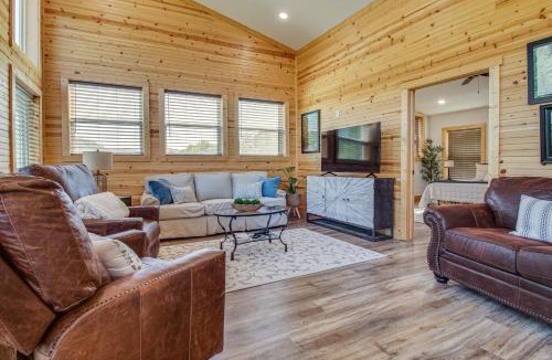Mountain Home House | Modern Riverfront Cabin with River Access