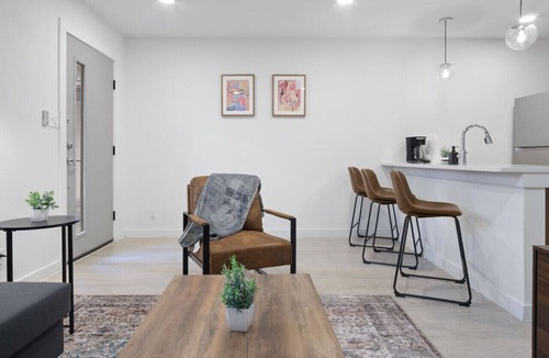 South Lamar Apartment | Modern Spotless Austin Unit 5 Min Drive Downtown