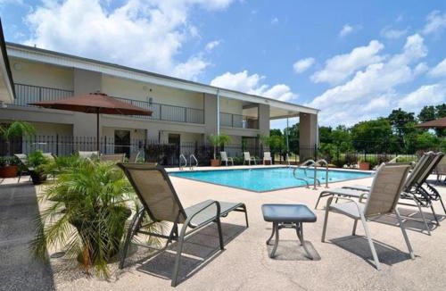 Luling Hotel | Motel 6-Luling, LA