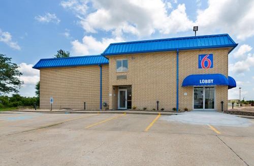 New Iberia Hotel | Motel 6-New Iberia, LA