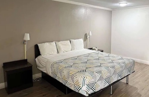 Opelousas Hotel | Motel 6 Opelousas, LA