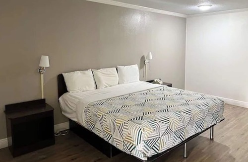 Opelousas Hotel | Motel 6 Opelousas, LA