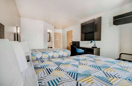San Antonio Hotel | Motel 6 San Antonio, TX - Sea World North