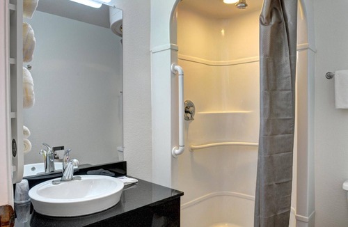 Slidell Hotel | Motel 6 Slidell, LA - New Orleans
