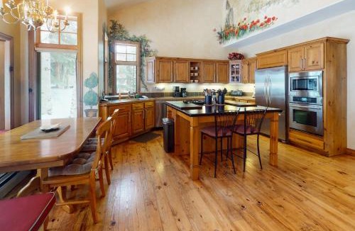 Edwards House | Mountain Luxury