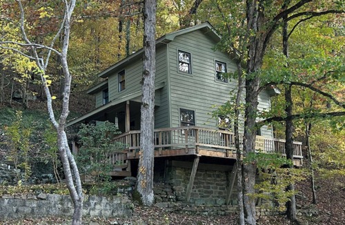 Ozark Cottage | Mulberry River Front cottage near OHV/ATV trailheads at Cass Arkansas.
