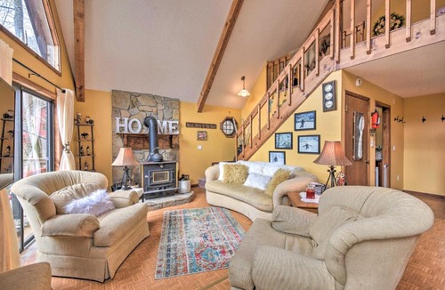 Murphy House | Murphy Cabin with Fire Pit, River and Mountain Views!