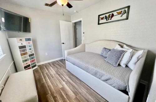 Southside Villa | My Enchanted and Cozy Home, Lackland AFB, Sea World, Confortable