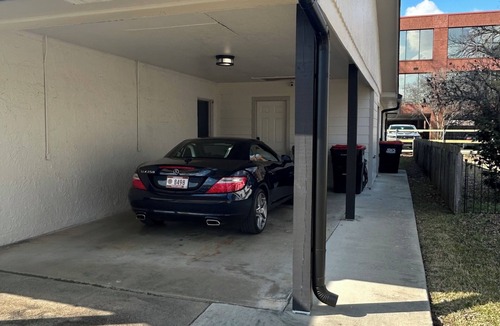 Lafayette House | Near CajunDome/Field & ULL, Downtown
